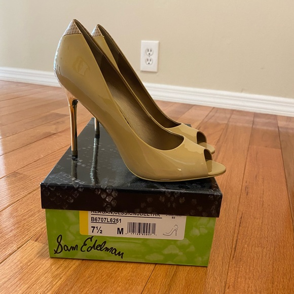 Sam Edelman nude pumps - Picture 2 of 5